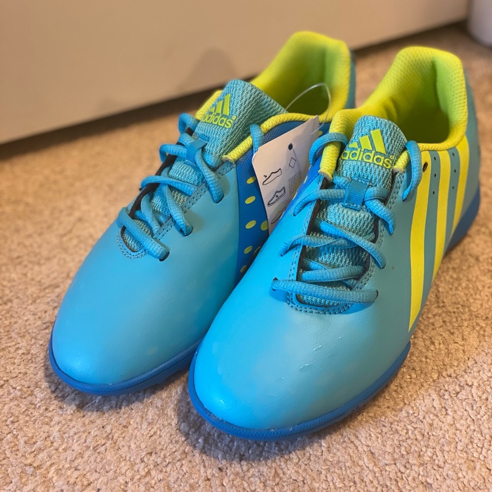 Adidas indoor turf soccer shoes, youth, size 5